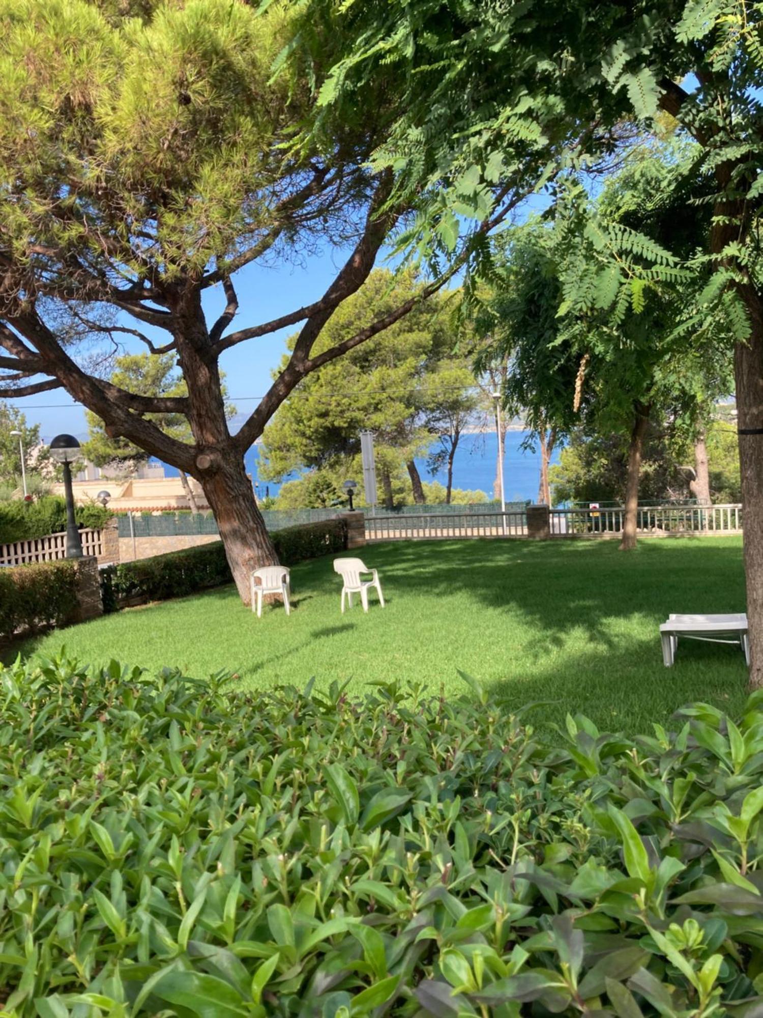 Appartement Vue Mer Avec Piscine Et Wifi Salou Exteriör bild