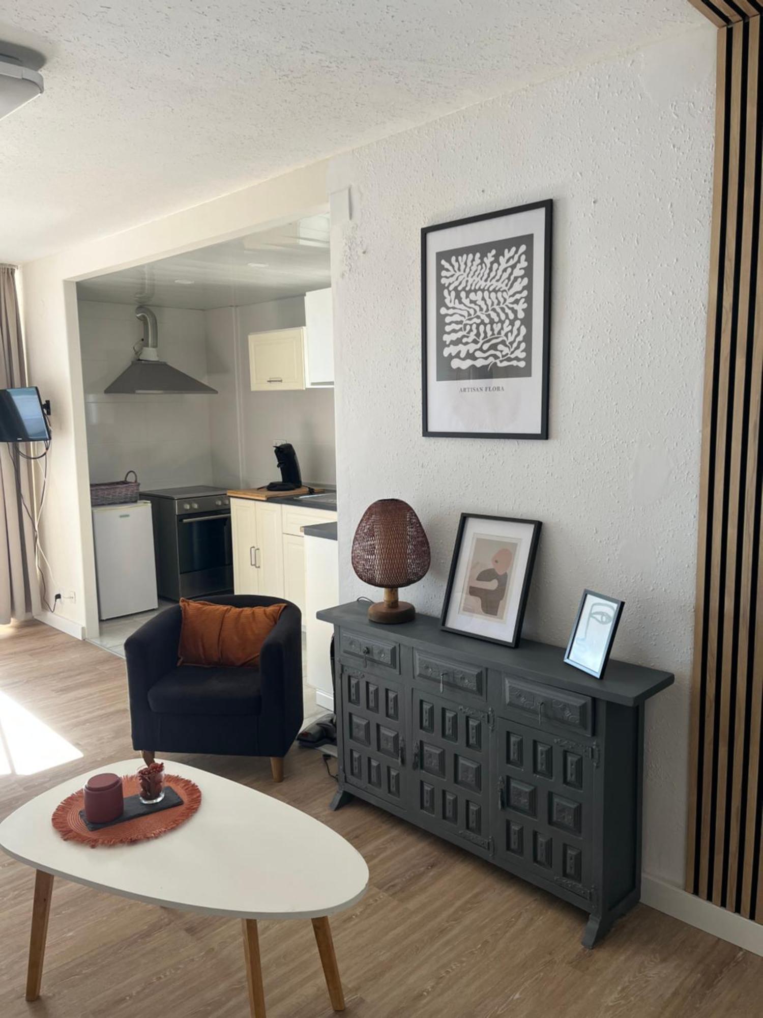 Appartement Vue Mer Avec Piscine Et Wifi Salou Exteriör bild