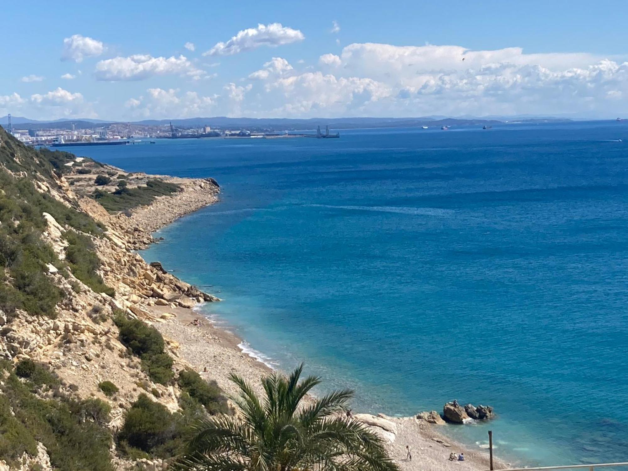 Appartement Vue Mer Avec Piscine Et Wifi Salou Exteriör bild